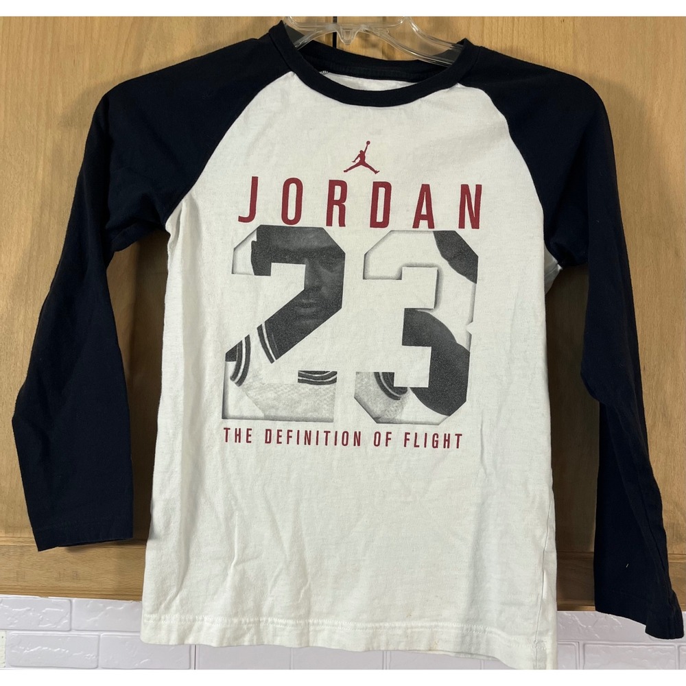 Jordan Raglan T-Shirt Boys Small White Blue Good Definition of Flight 23 Graphic